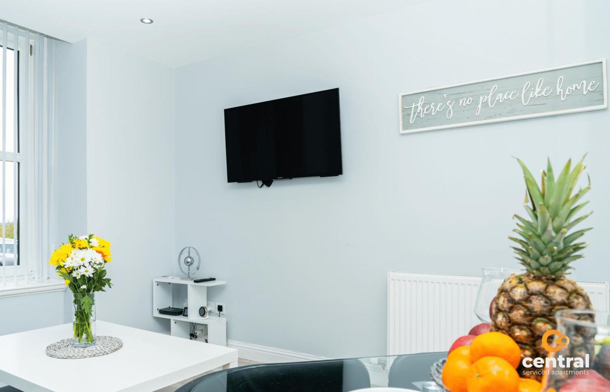 Central Serviced Apartments - 2 Bedroom - Ground Floor - Monthly & Weekly Bookings Welcome - Free Street Parking - 2 Double Beds - Wifi - Smart Tvs In Rooms - Fully Equipped - Heating 24-7 - Contractor & Short Stay Favourite Дънди Екстериор снимка
